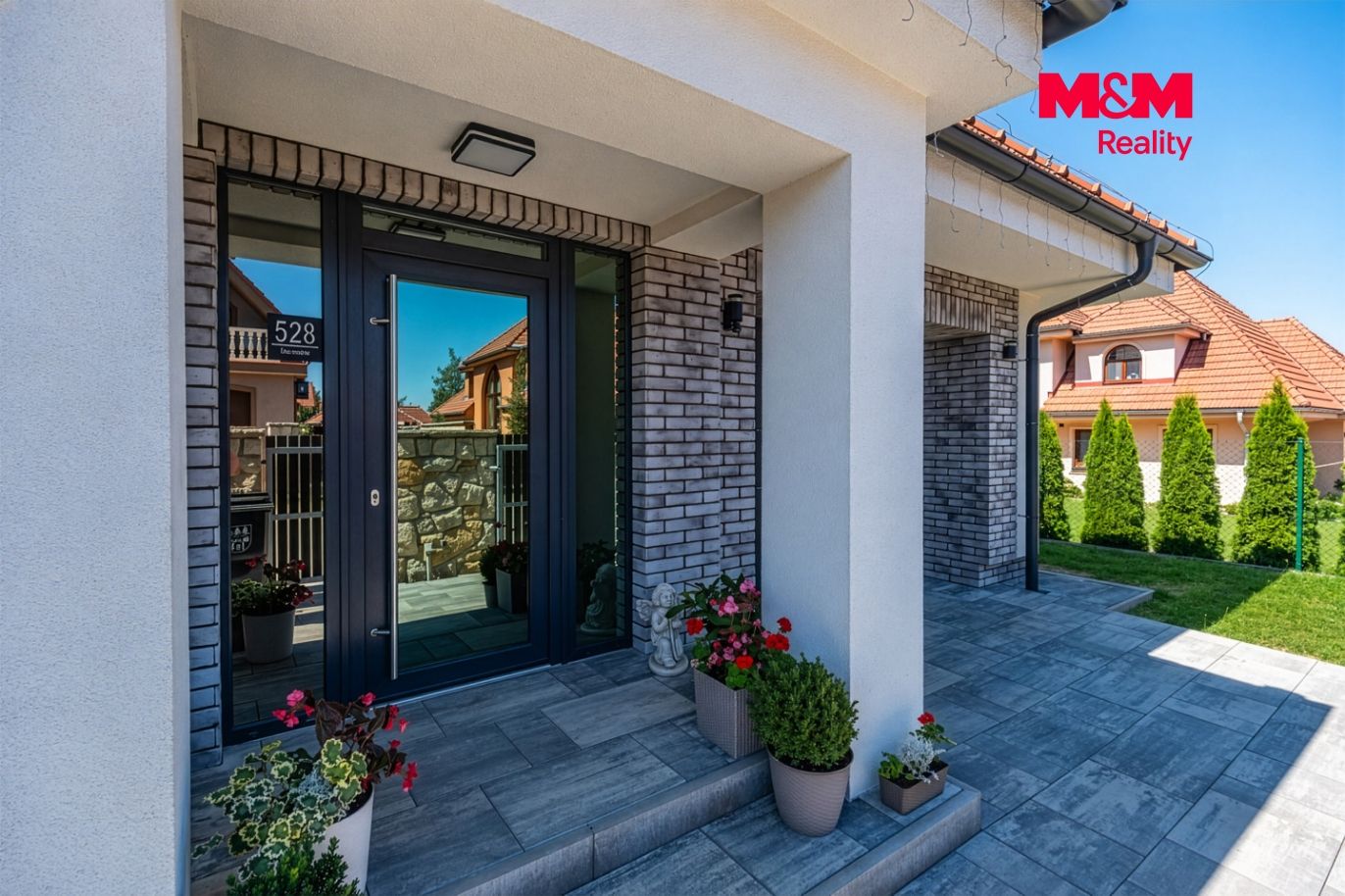 Prodej rodinného domu, 379 m², Mukařov, ul. Do Vrchu