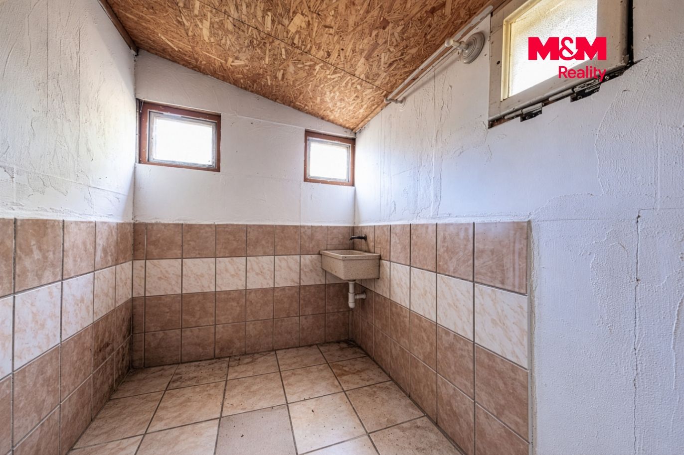 Prodej chaty, 28 m², Klokočná