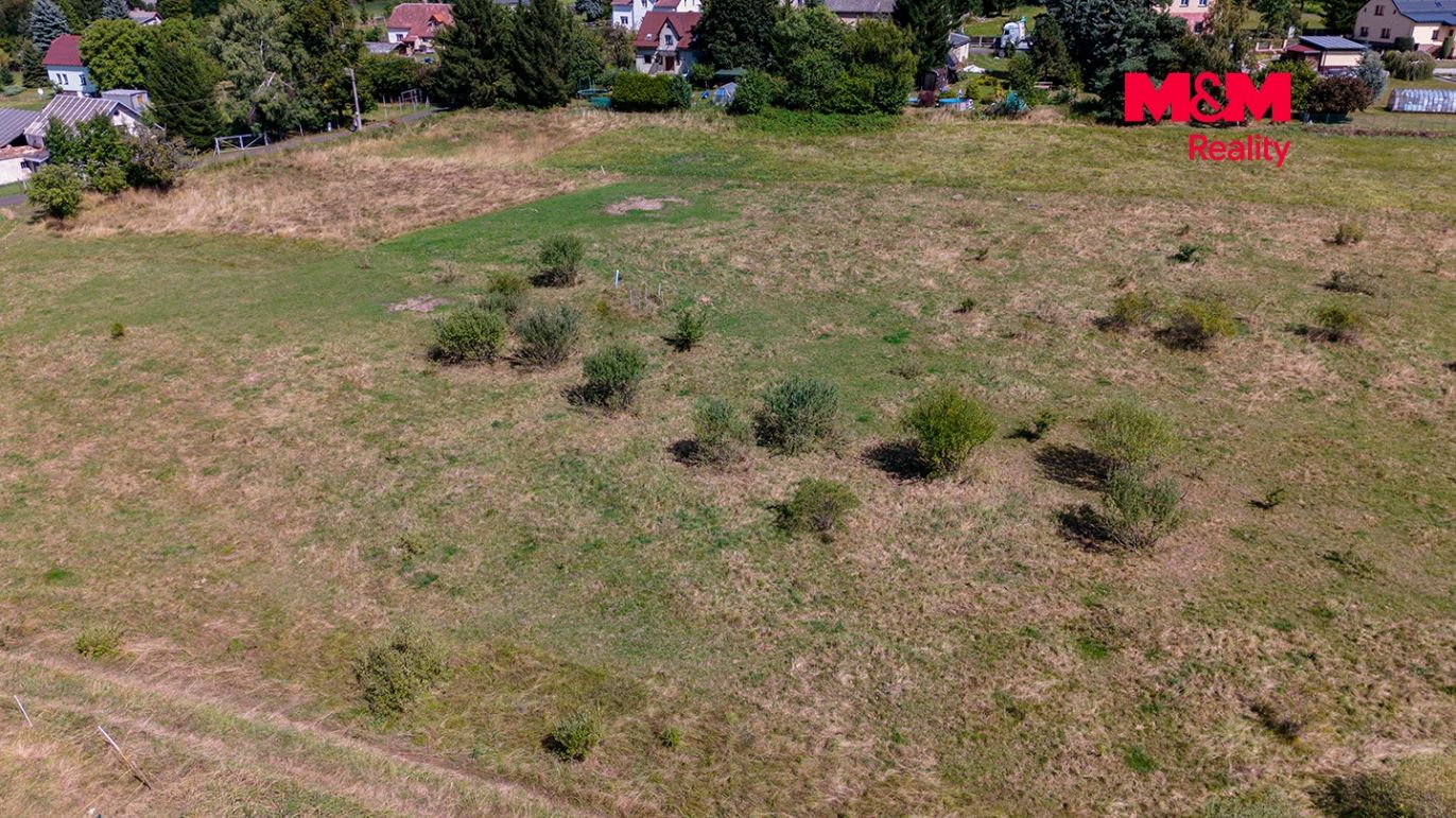 pohled na pozemek