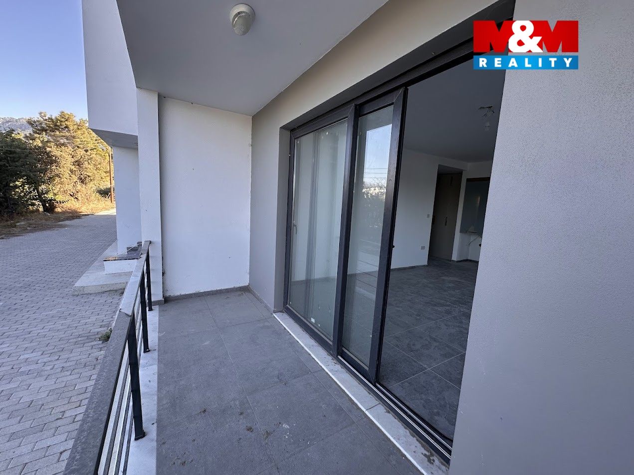 Prostorný balkon