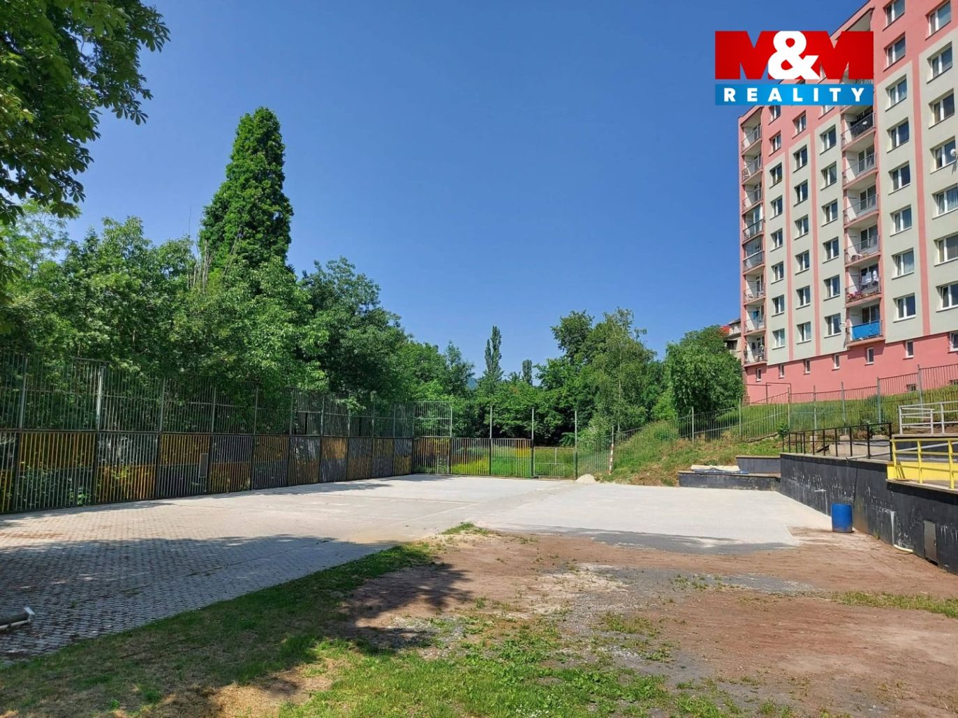 Pozemek k pronájmu