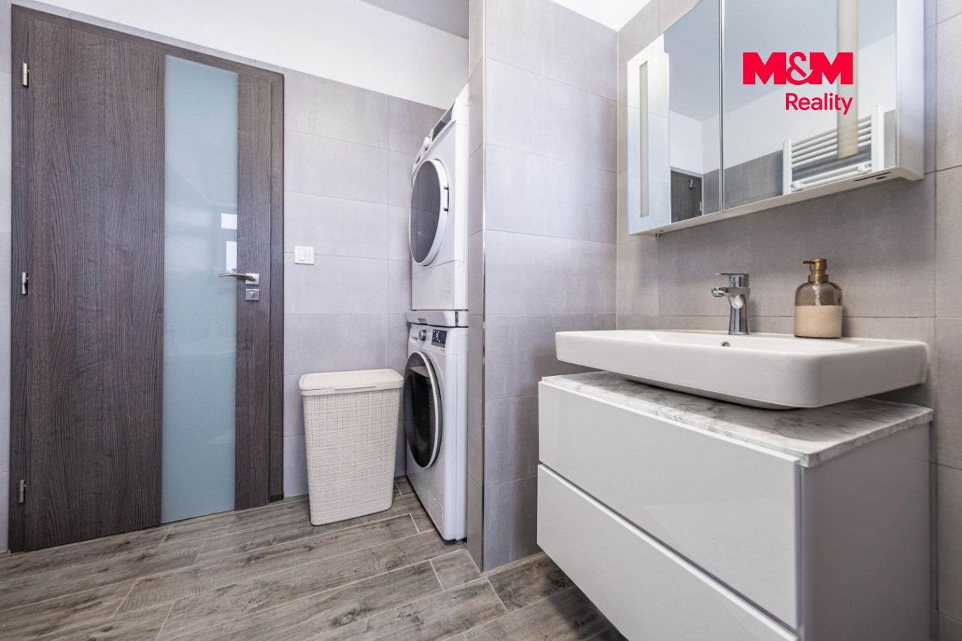 Prodej bytu 4+kk, 93 m², Kostelec nad Černými lesy