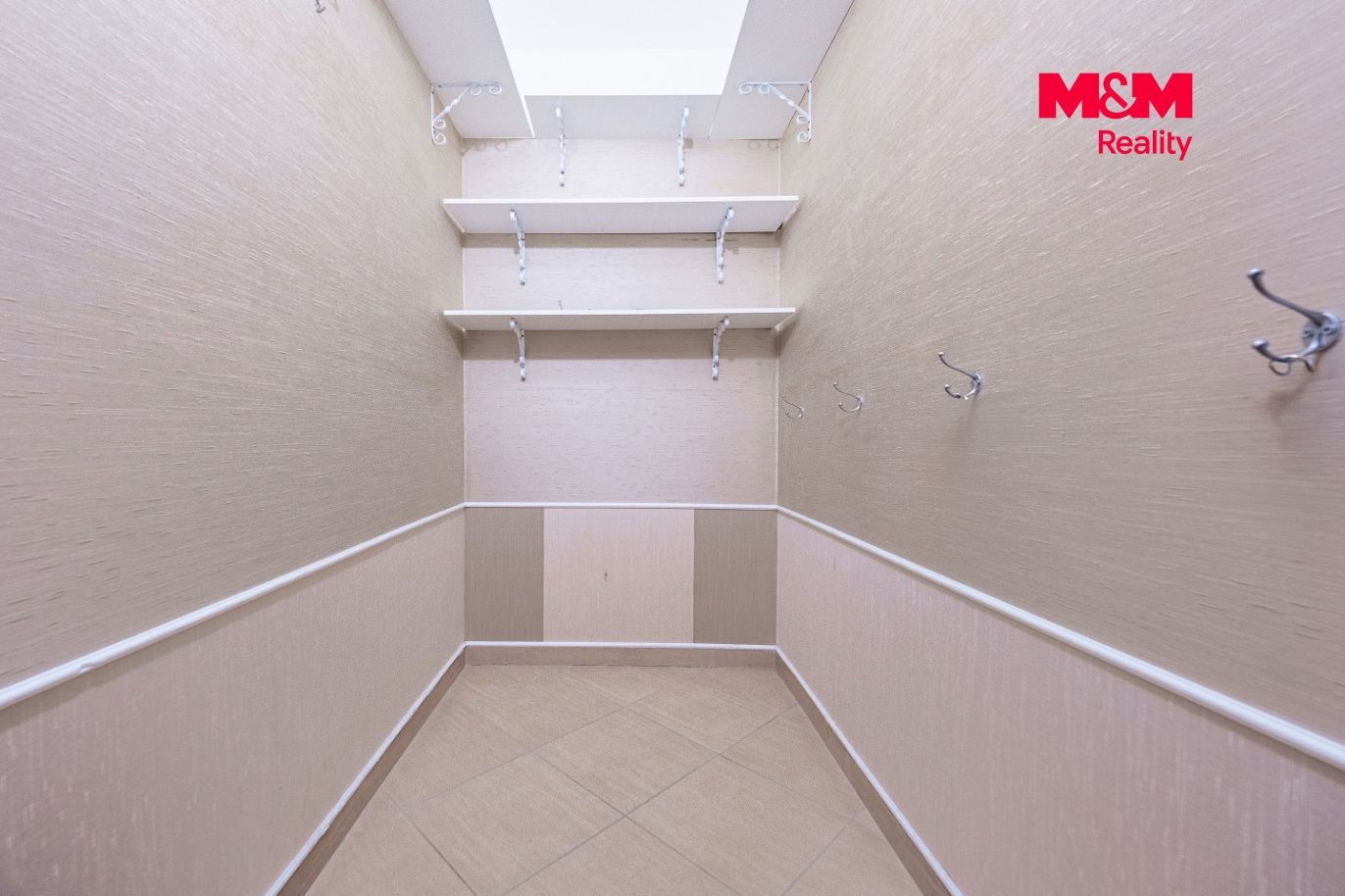 Pronájem bytu 2+kk, 60 m², v Praze, ul. Hornoměcholupská