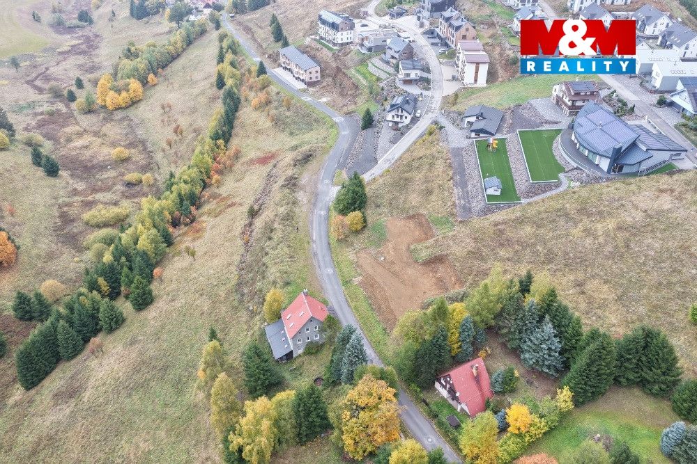 Prodej komerčního pozemku, 1666 m², Loučná pod Klínovcem