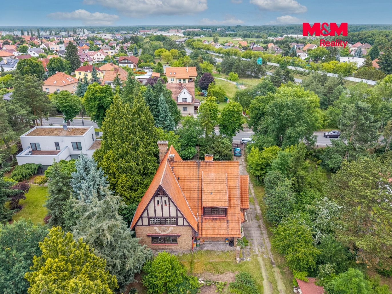 Dům