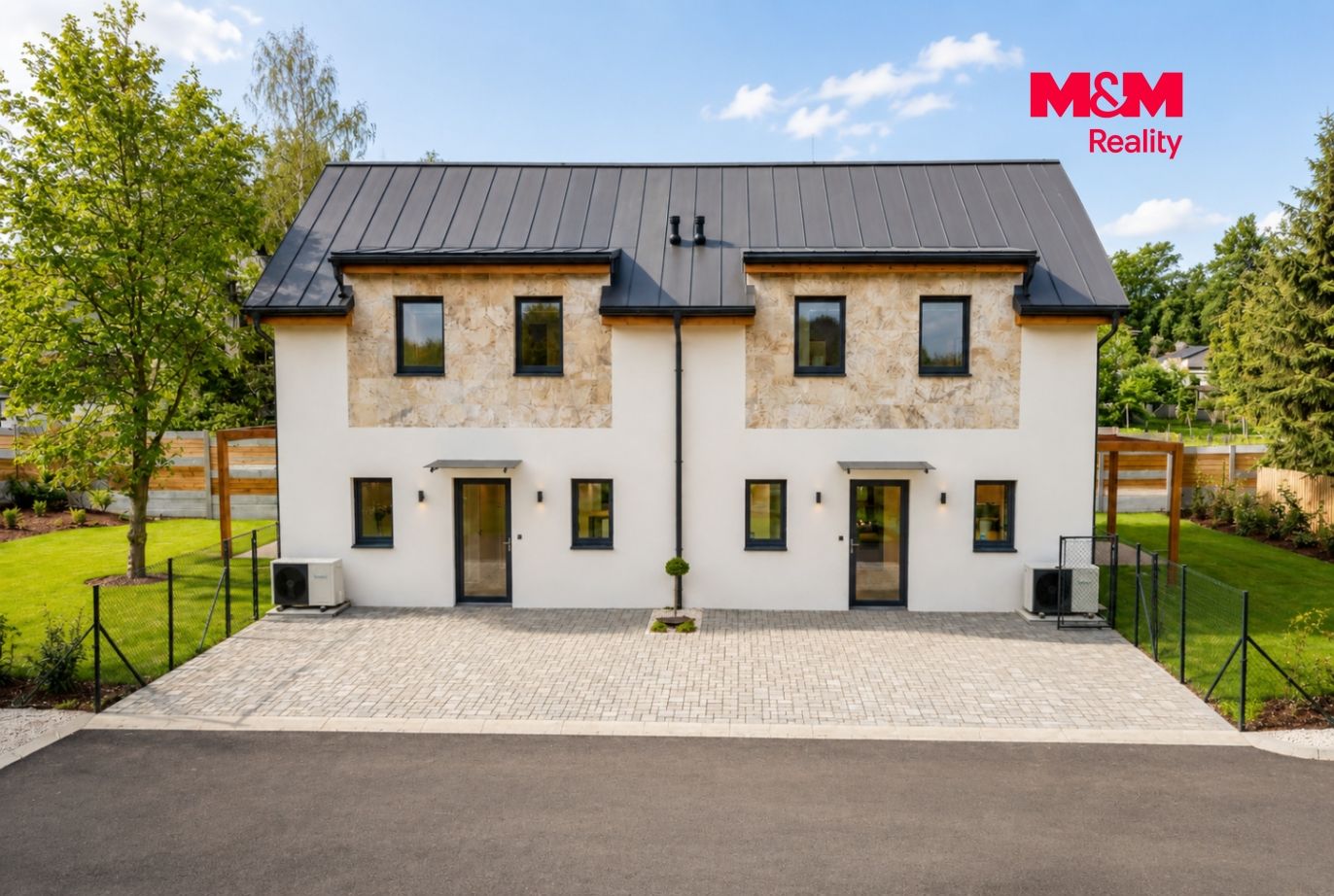 Dům
