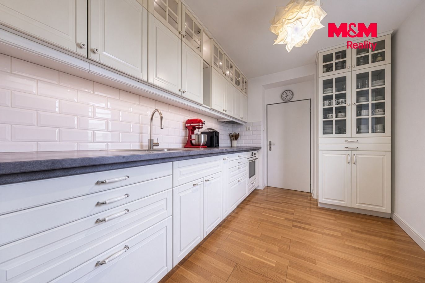 Prodej bytu 4+kk, 90 m², Jirny, ul. Zámecká