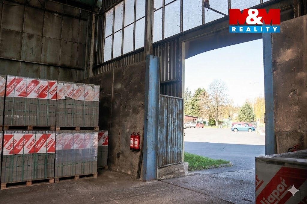 výjezd z haly.jpg