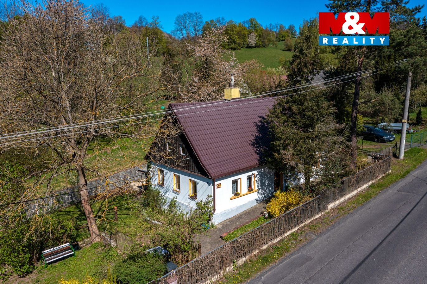Dům
