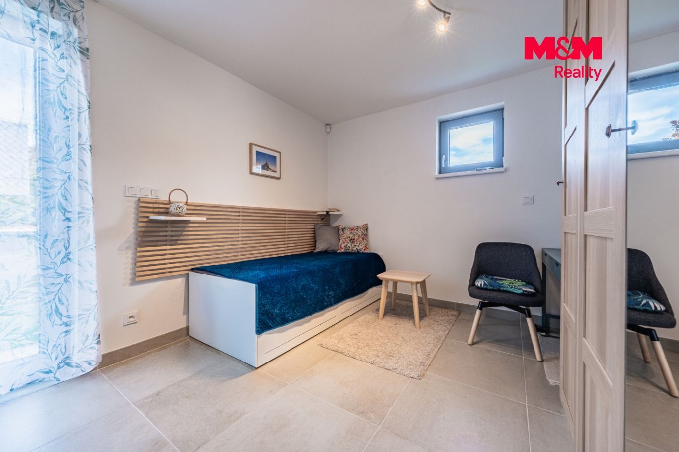 Prodej rodinného domu, 221,47 m², Dolní Lomnice, ul. Smrková
