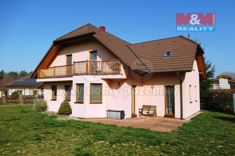 Prodej, rodinný dům 6+2kk, 1279 m2, Pardubice - Pod Dubem