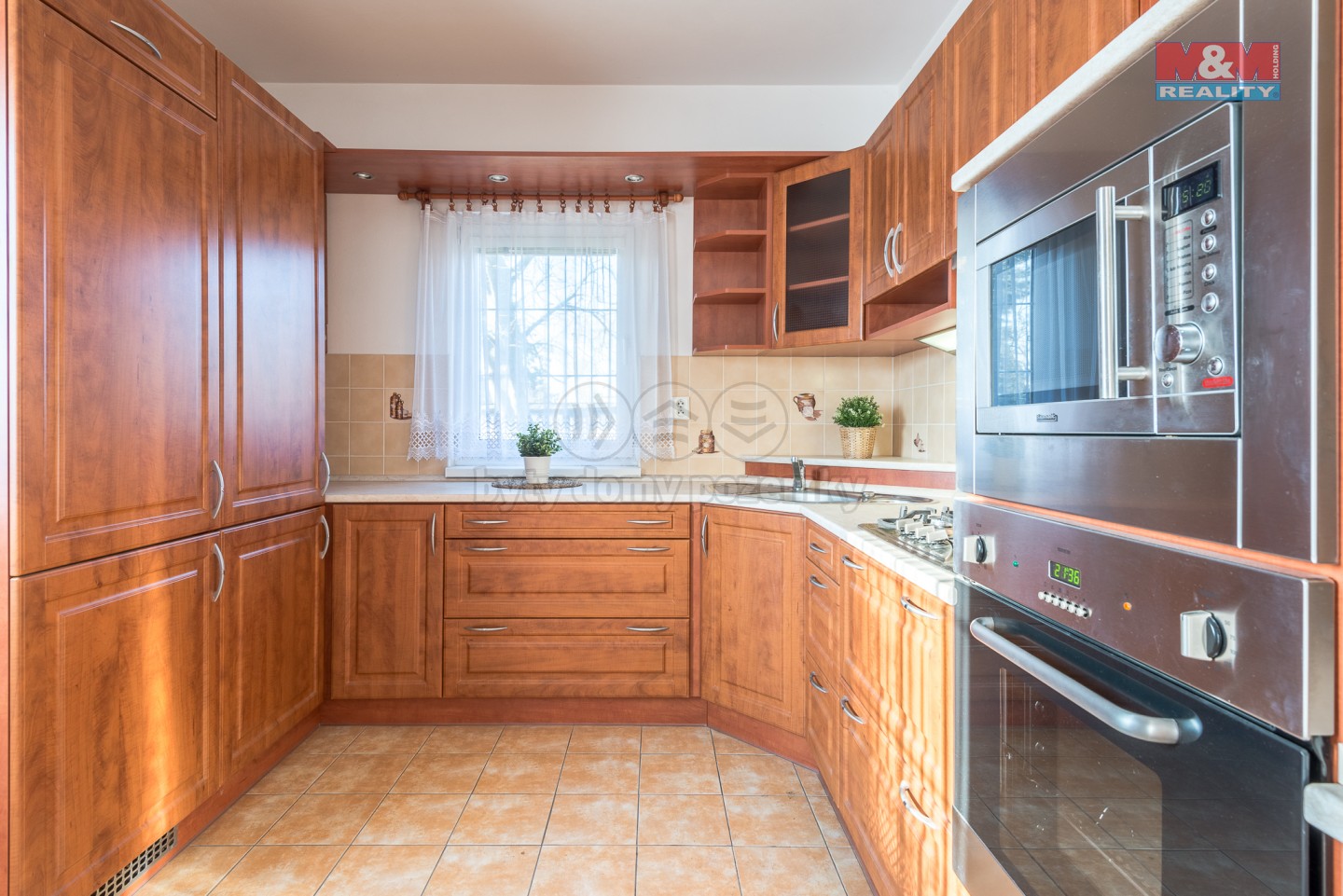 Pronájem, rodinný dům, 124 m², Praha - Horní Počernice