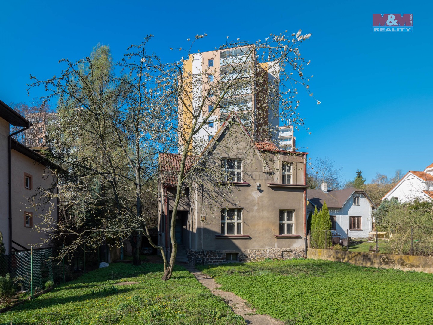 Prodej rodinného domu, 157 m², Praha 8, ul. Na Okrouhlíku