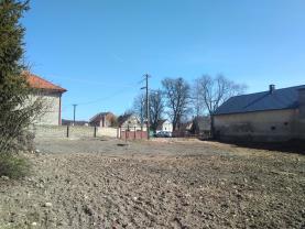 Prodej stavebního pozemku, 1055m2, Lišany