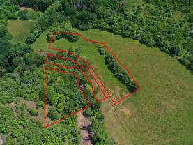 Prodej trvalého travnatého porostu, 10644 m², Otročiněves