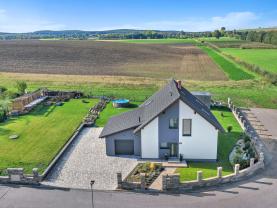 Prodej rodinného domu, 176 m², Jičíněves