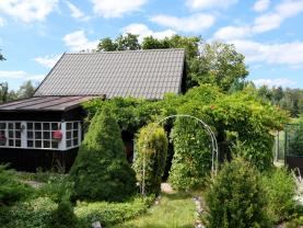 Prodej chaty, 495 m², Ostředek