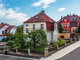 Prodej bytu 3+1 a 1/2 podílu na domě Teplice, ul. Plzeňská