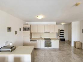 Prodej bytu 3+kk, 75 m², Aheloy