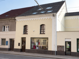 Pronájem bytu 2+1, 70 m², Lázně Bohdaneč, ul. Šípkova