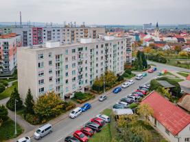 Pronájem bytu 1+1 v Dobrušce, ul. Domašínská