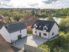 Prodej rodinného domu, 144 m², Kostelec