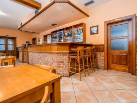 Pronájem restaurace, 328 m², Rožnovská, Horní Počernice