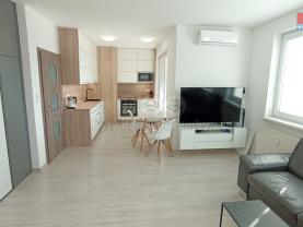Pronájem bytu 1+kk, OV, 34 m², Most, ul. Radniční