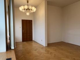 Pronájem kanc. prostoru, 130 m2, Chomutov, ul. Školní