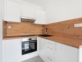 Prodej bytu 2+kk v Teplicích, 39 m2, ul. Pražská