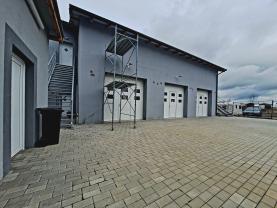 Pronájem bytu 2+kk, 47 m², Rostoklaty