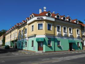 Prodej, hotel, 1085 m2, Praha 9 - Prosek