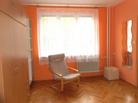Pronájem, byt 1+1, 36 m2, Karlovy Vary, ul. Janáčkova