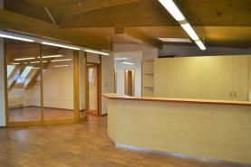 Pronájem, komerční prostory, 120 m2, Zlín, ul. Kvítková