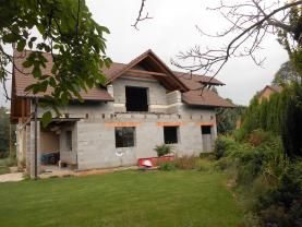 Prodej, rodinný dům 6+2, 1450 m2, Labětín, ul. K Labi
