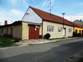 Prodej, rodinný dům, 563 m2, Blažovice