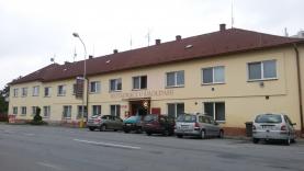 Pronájem, restaurace, Litovel