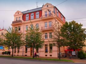 Pronájem, byt 1+kk, 26 m2, Mariánské Lázně, ul. Hlavní