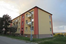 Prodej, byt 2+1, 70 m2, Stochov, ul. S.K. Neumanna