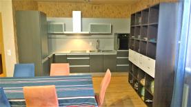 Prodej, byt 2+kk, CP 81 m2, Karlovy Vary, Doubí