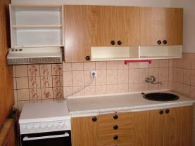 Prodej, byt 3+1, 61 m2, Uničov, ul. Bří Čapků, OV