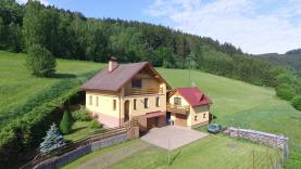 Prodej, rodinný dům 6+1, 250 m2, Poniklá