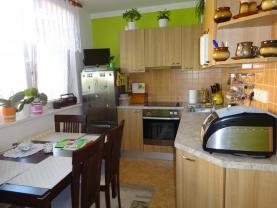 Prodej, Byt 2+1, 64 m2, Hrušovany u Brna, ul. Sídliště