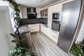 Prodej, byt 3+kk, 92 m2, Tlučná
