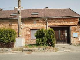 Prodej, rodinný dům 7+1, 144 m2, Svésedlice