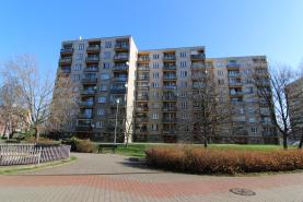 Prodej, byt 3+1, 70 m2, Pardubice, ul. Bezdíčkova