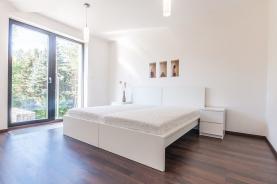 Pronájem, rodinný dům 4+kk, 96 m2, Praha 4 - Háje