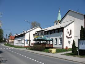 Pronájem, komerční prostrory, 465 m2, Lešná