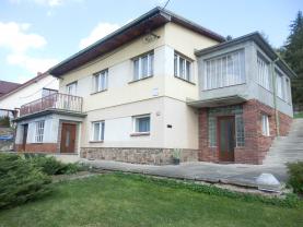 Prodej, rodinný dům 5+2, 1335 m2, Hýskov