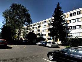 Prodej, byt 1+1, 28 m2, Pardubice